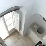 בית כפרי Trulli E Masseria Ianella לוקורוטונדו