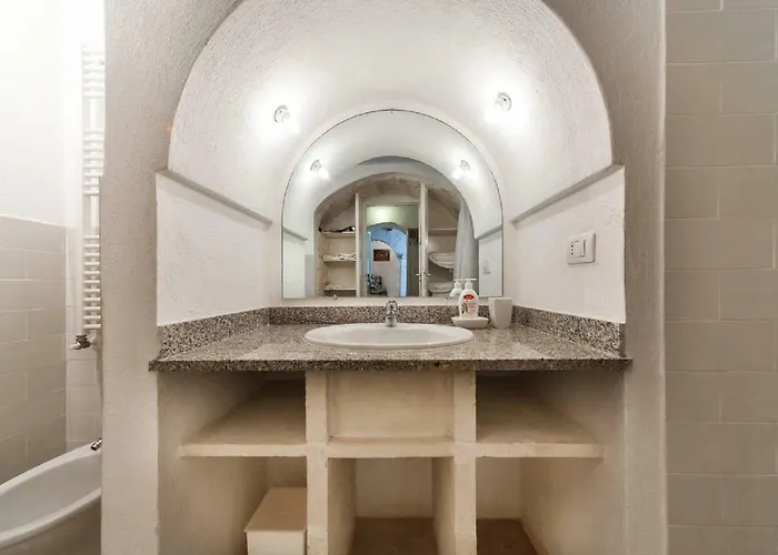 منزل ريفي Trulli E Masseria Ianella *
